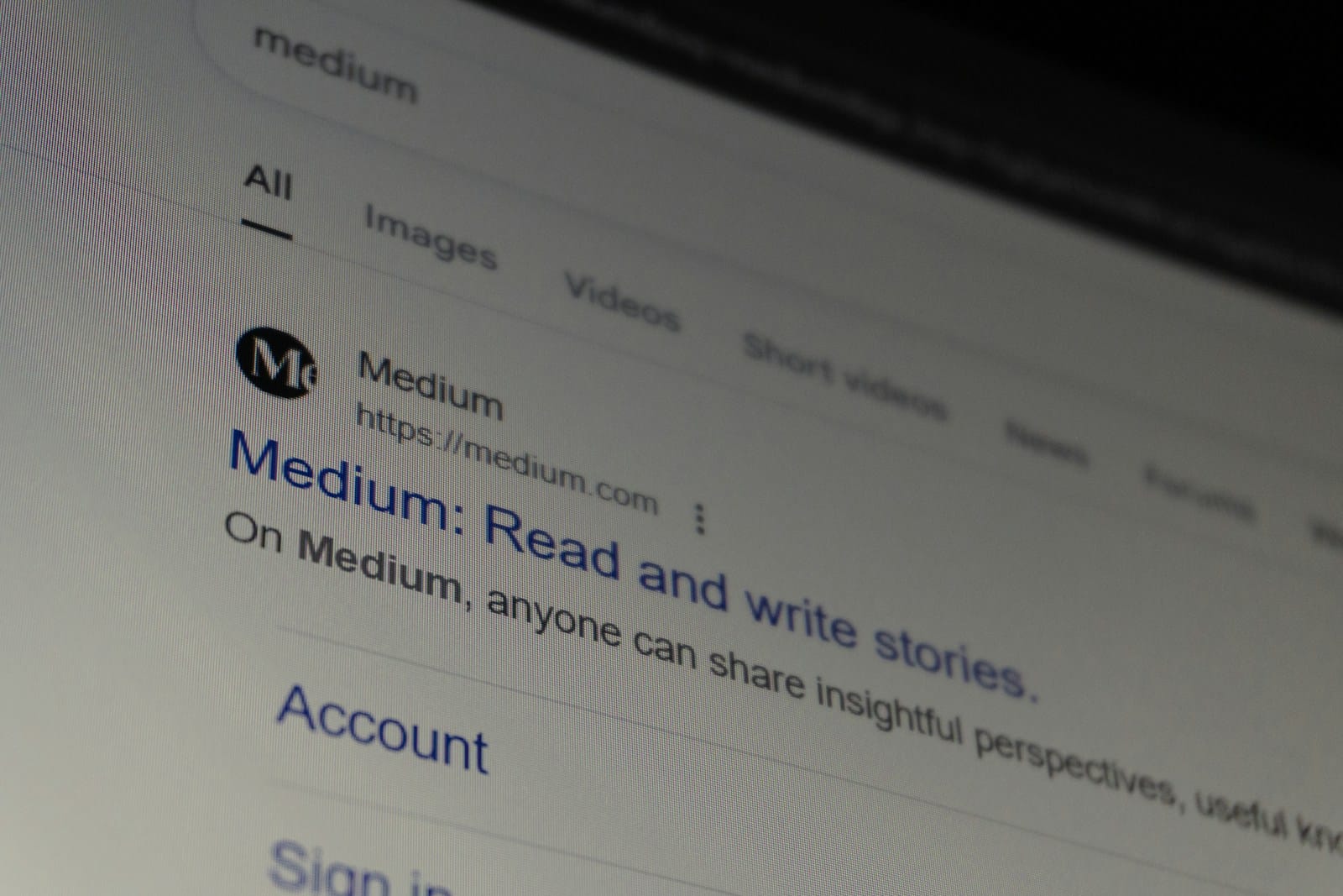 Screenshot of the medium website search results page